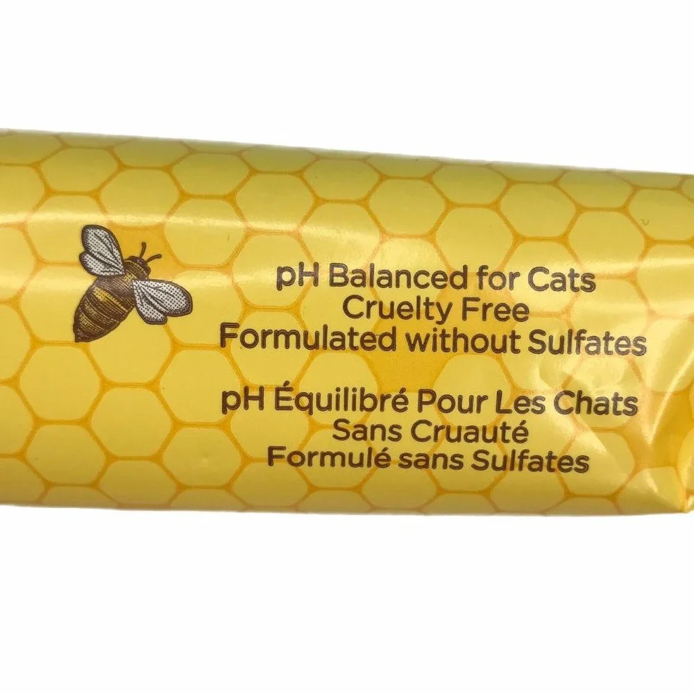 Burt's Bees Cat Dander Reducing Wipes W/Colloidal Oat Flour Set of 2